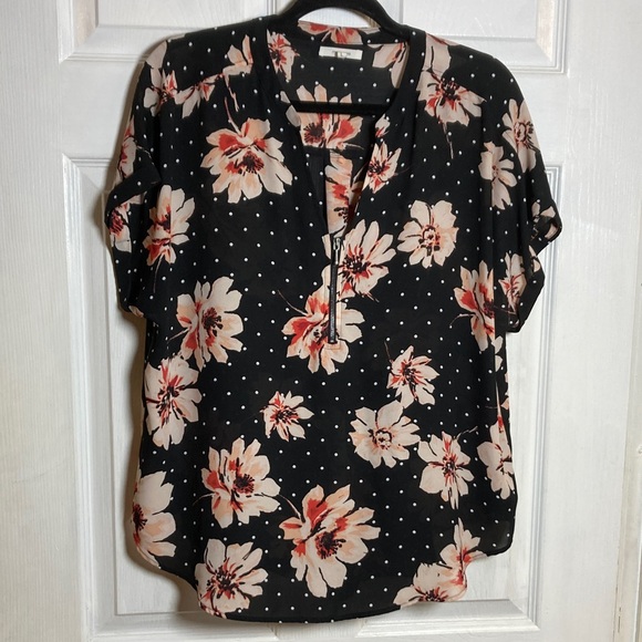 Maurices L Large Black Blouse with Floral and Dot Design - Picture 1 of 5